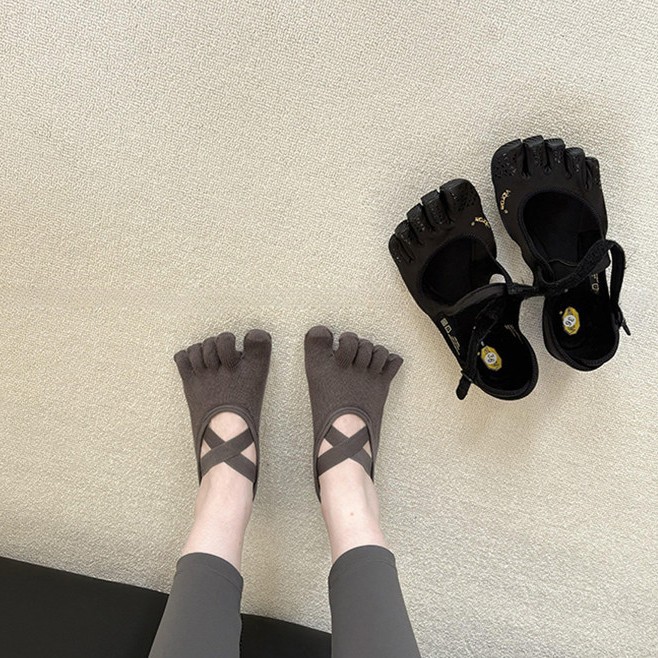 No Show Sock Women - Dames Yoga Sokken met Kruisende Bandjes